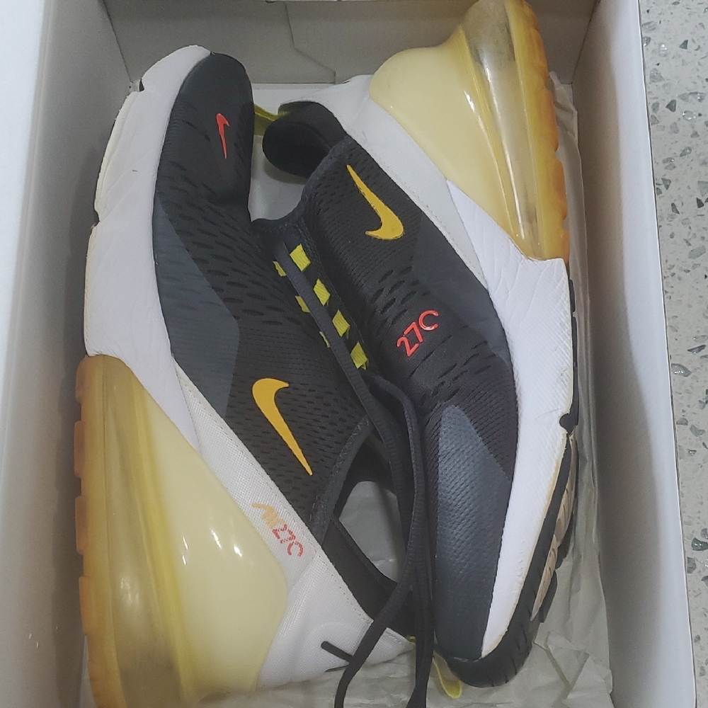 Nike Air Max 270 Black and Gold Sneakers